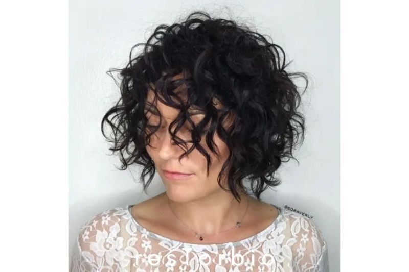 Brunettes Sexy, Tousled Wavy Bob