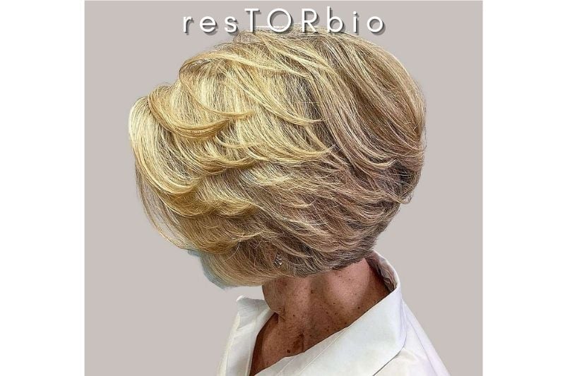 Short Feathered hair